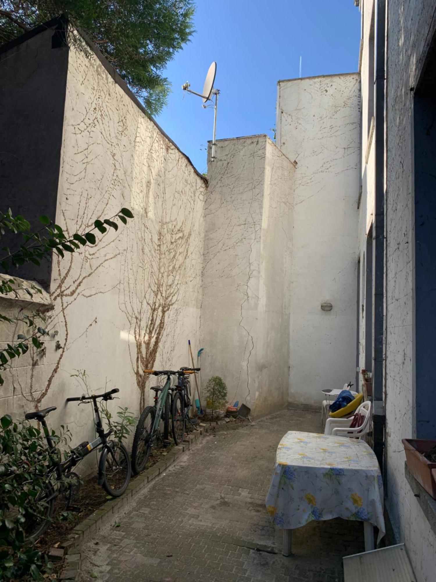 Appartement Charming In Brussels: Great Location For Renting